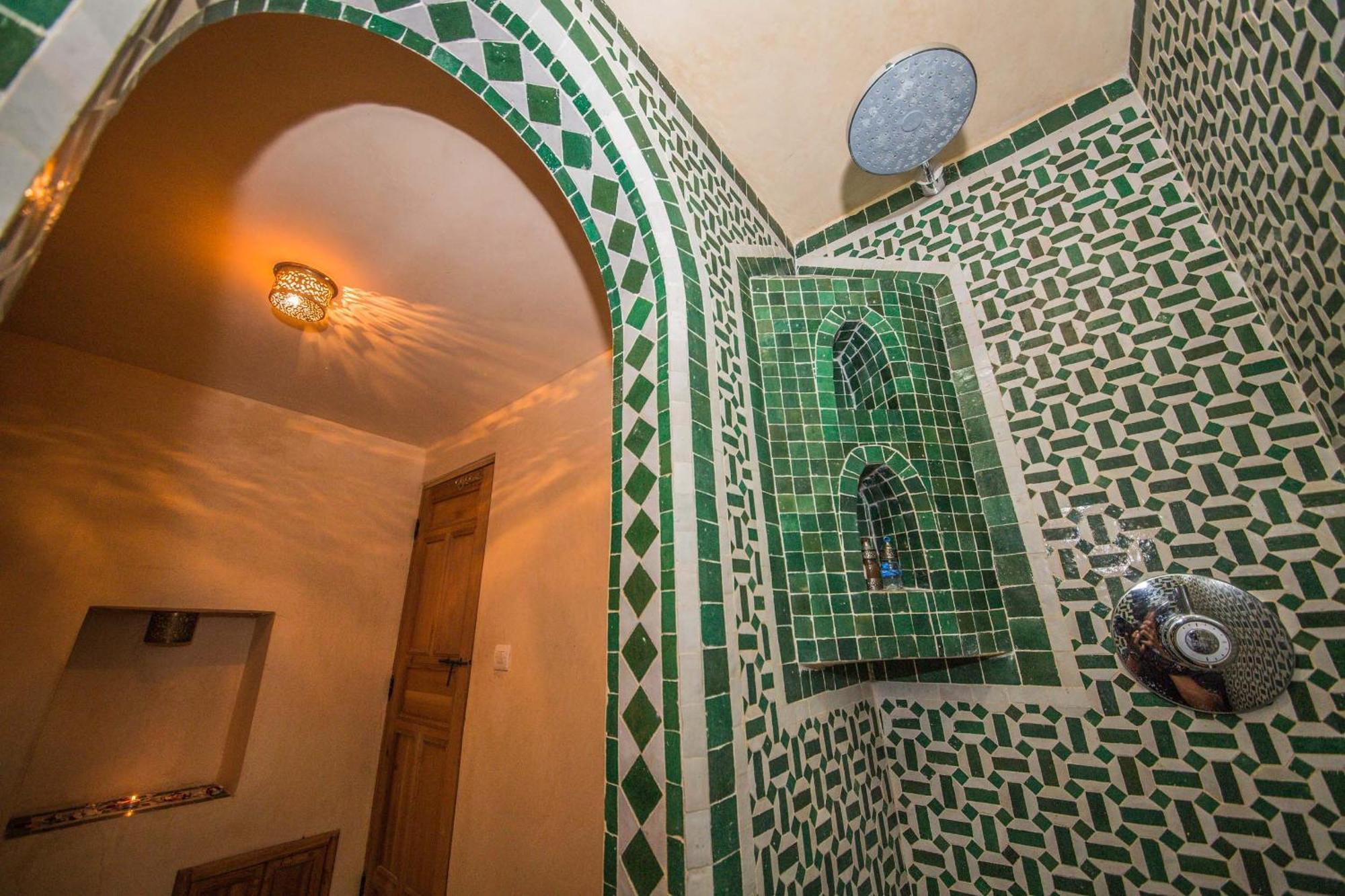 Riad Gzira Fez Rom bilde